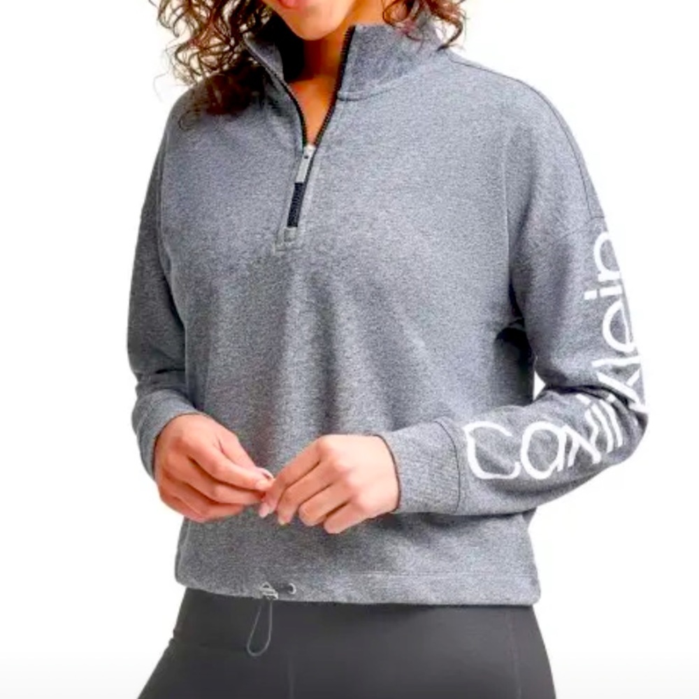 Calvin Klein pull over nwt